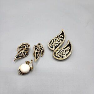 Butler Jewelry Crystal Leaf Brooch Earrings + Elephant Pin Vtg Costume Set